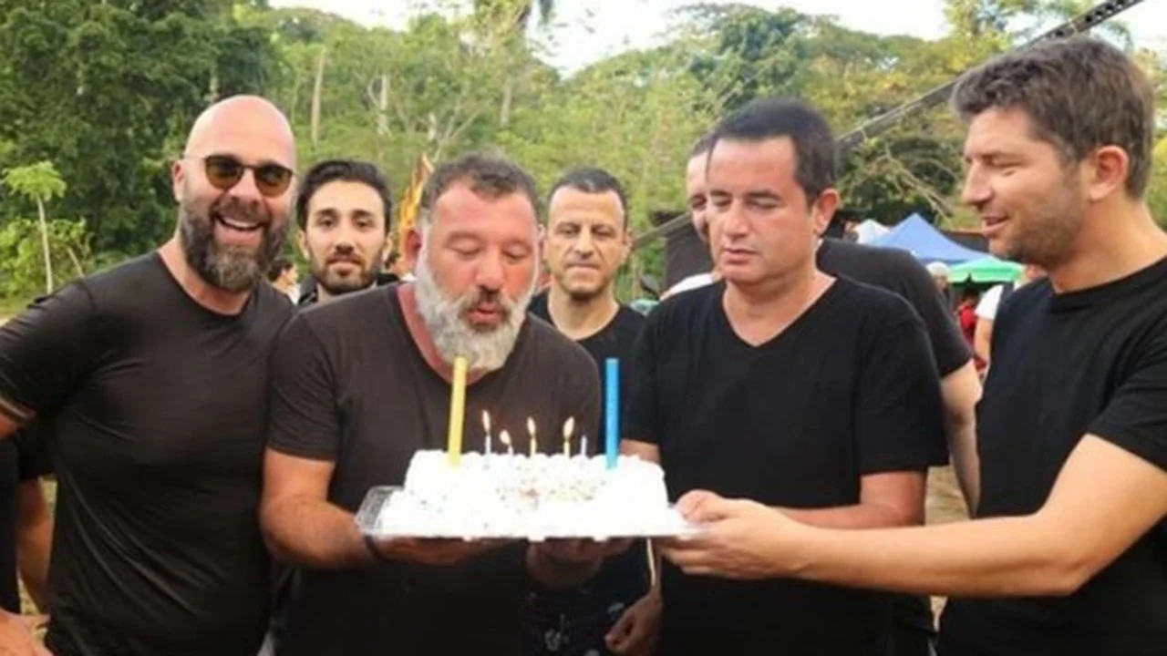kızlarla flört etmek nasıl bir kız olmak tost gördüklerim