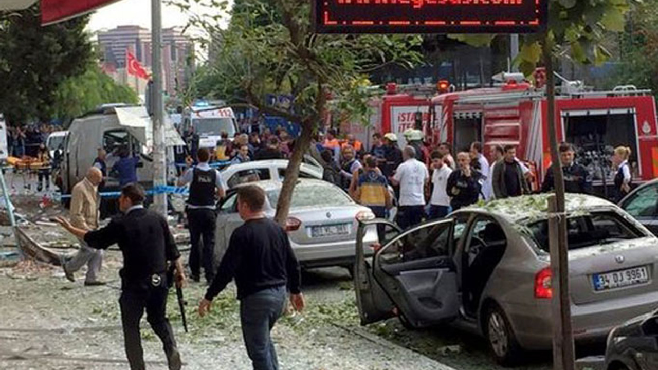 Опасно сейчас ехать в турцию. В Стамбуле взорвалась бомба.