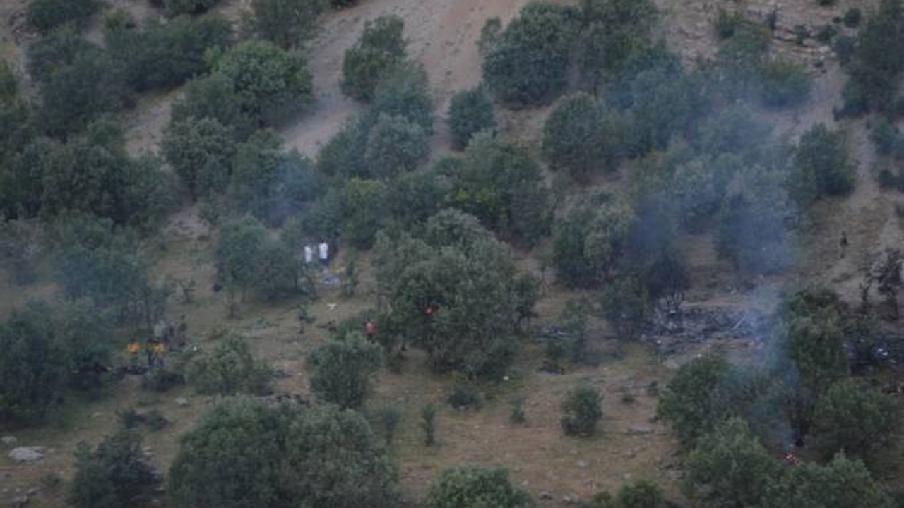 Türkiye yasta: Aynı helikopterde 13 rütbeli asker şehit oldu - SonHaberler