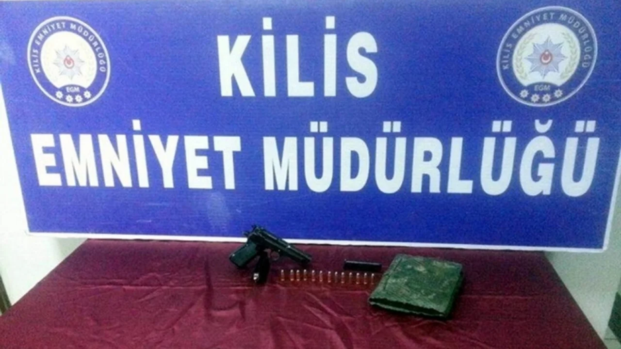 Kilis Te Tarihi Eser Kitap Ile Tabanca Ele Gecirildi Sonhaberler Xece herdem nereli diye merak eden müzikseverler için yazımızın içeriğinde bilgiler vereceğiz. sonhaberler