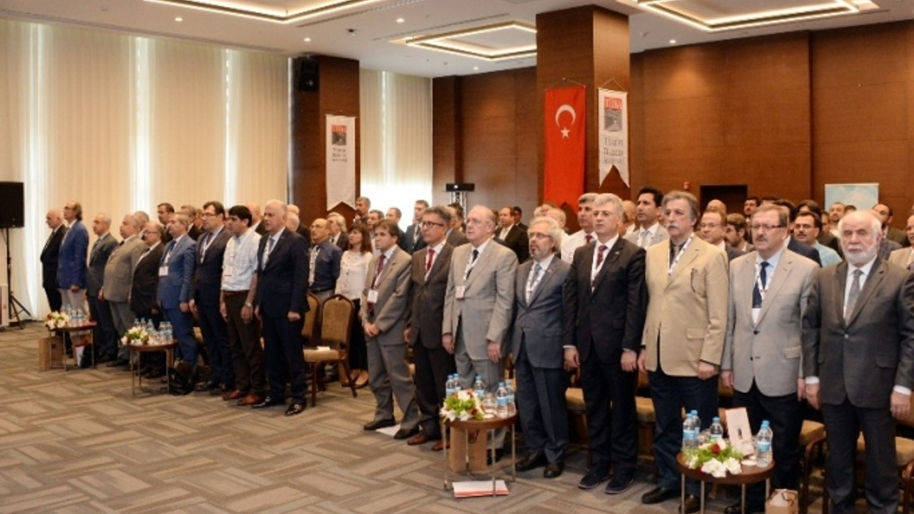 Prof. Dr. Şerif Mardin ve Ord. Prof. Dr. Niyazi Serdar Sarıçiftçi, TÜBA