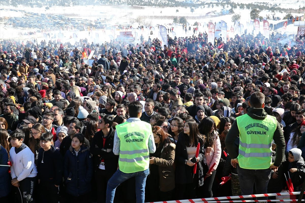 Toroslar Kar Festivali'nden renkli görüntüler - Sayfa 19