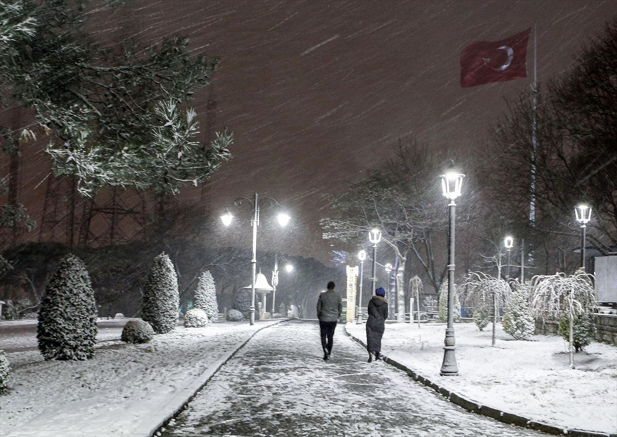 İstanbullular sabaha karla uyandı - Sayfa 8