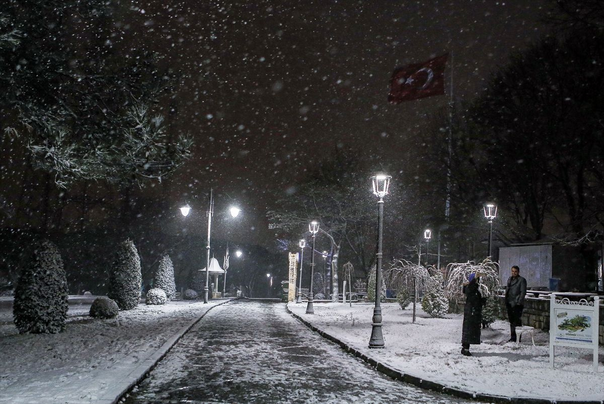 İstanbullular sabaha karla uyandı - Sayfa 15