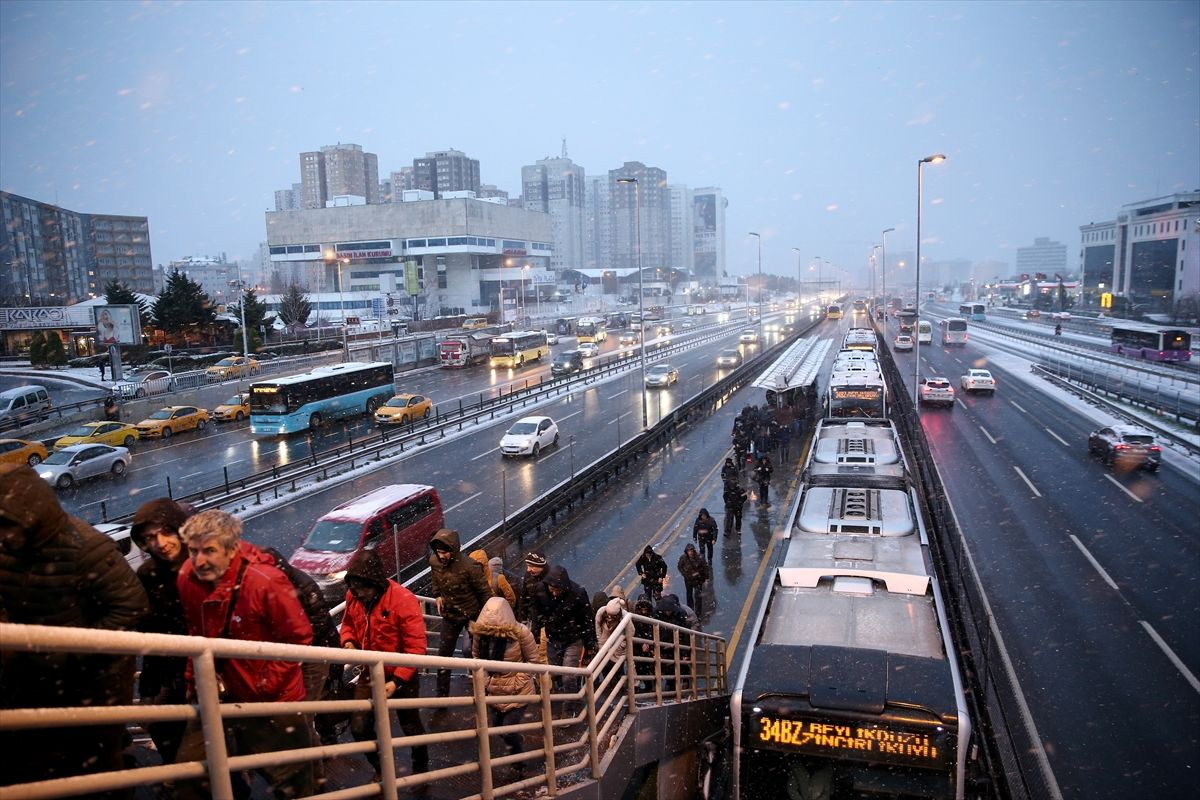 İstanbullular sabaha karla uyandı - Sayfa 2