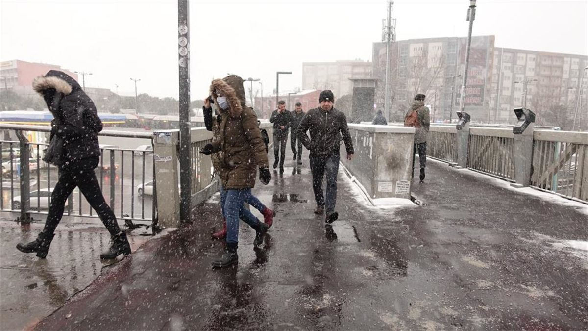 İstanbullular sabaha karla uyandı - Sayfa 21