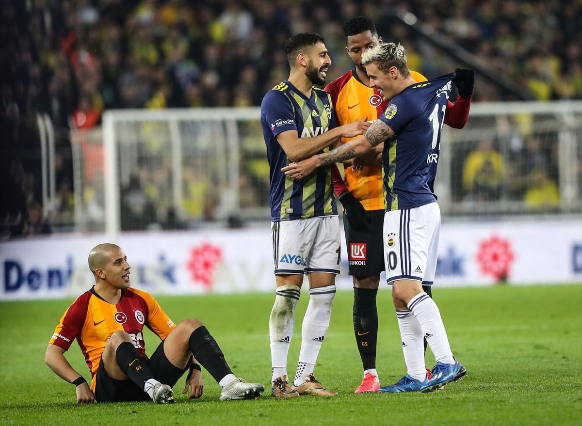 Fenerbahçe  - Galatasaray derbisinden kareler - Sayfa 14