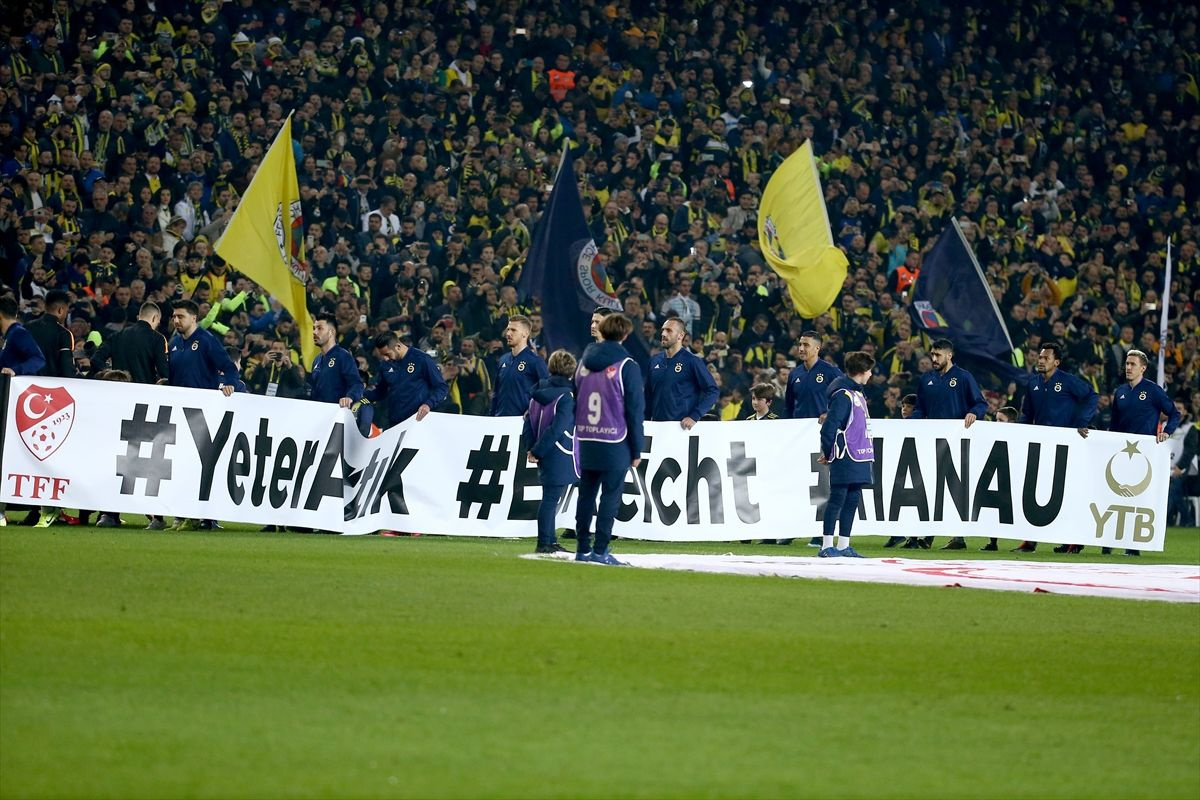 Fenerbahçe  - Galatasaray derbisinden kareler - Sayfa 18