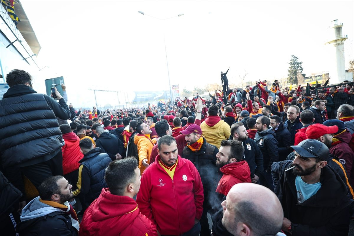 Fenerbahçe-Galatasaray maçında gerilim - Sayfa 7