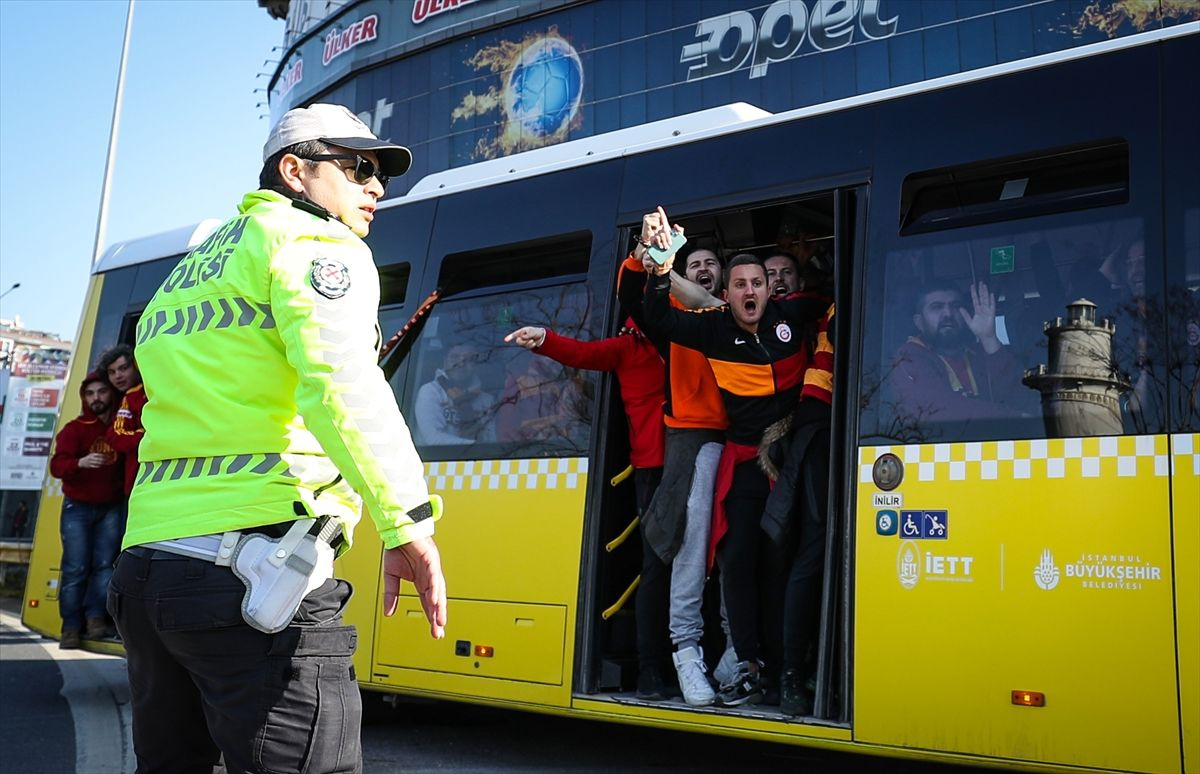 Fenerbahçe-Galatasaray maçında gerilim - Sayfa 13