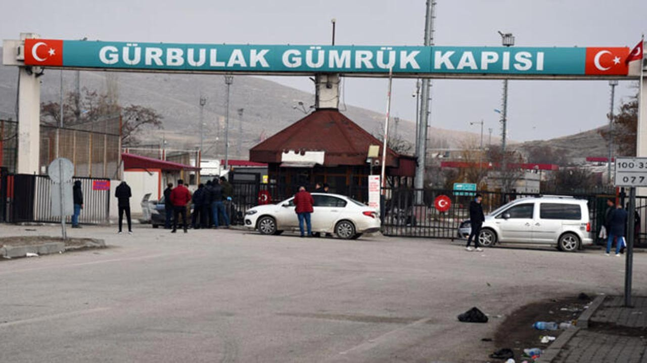 Türkiye-İran sınırı koronavirüs nedeniyle geçici olarak kapatıldı