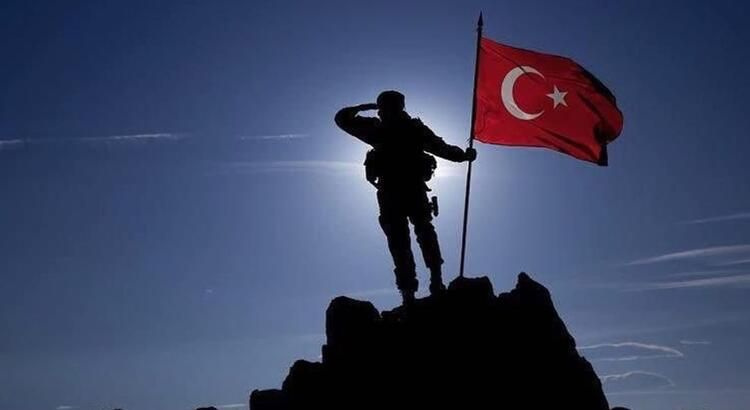 Tüm Türkiye tek yürek! Mübarek gecede yürekler yandı - Sayfa 13