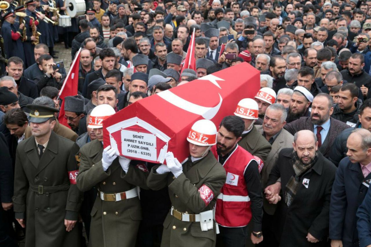 Şehitlerimizi uğurluyoruz - Sayfa 19