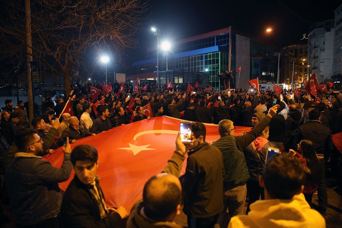 Taksicilerden 'Bahar Kalkanı'na tam destek - Sayfa 9