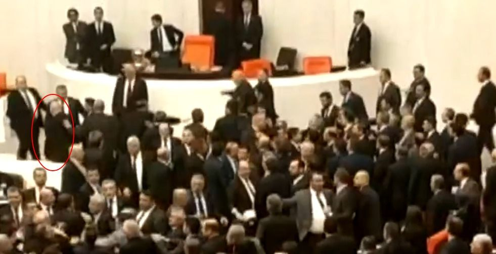 CHP'li Özkoç Erdoğan'a hakaret etti, TBMM Genel Kurulu karıştı - Sayfa 7