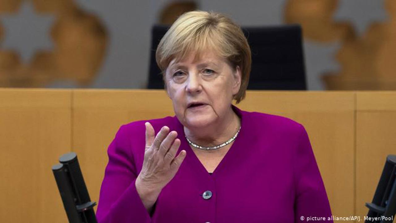 Almanya'da bu yıl Merkel'in gidiş yılı oldu