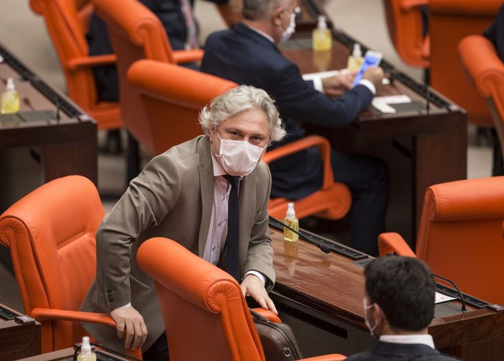 TBMM Genel Kurulu koronavirüs önlemleriyle açıldı - Sayfa 8