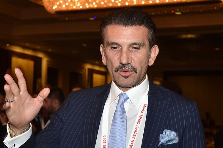 Rüştü Reçber: Bu işin şakası yok - Sayfa 6
