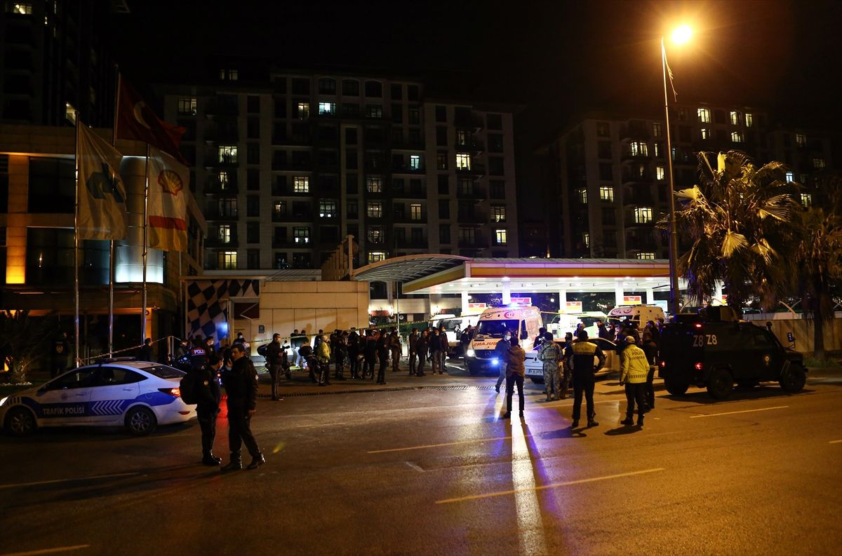 İstanbul'da polise silahlı saldırı - Sayfa 6