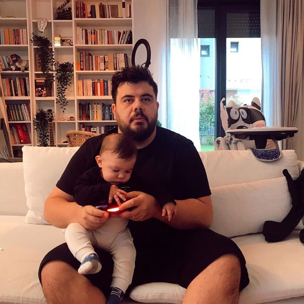 Ünlüler karantinada - Sayfa 27