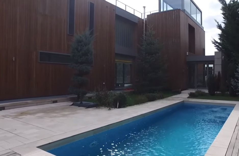 Mustafa Sandal villasını satıyor! Fiyatı dudak uçuklattı - Sayfa 8
