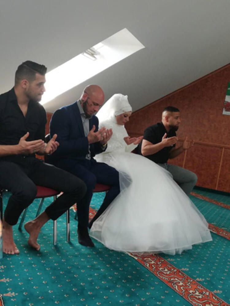 Önce kendisi sonra nişanlısı müslüman oldu - Sayfa 6