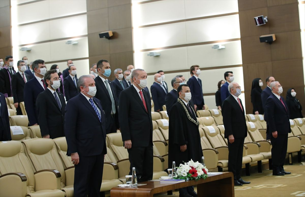 Erdoğan, yeni AYM üyesi Bağcı'nın yemin törenine katıldı - Sayfa 10