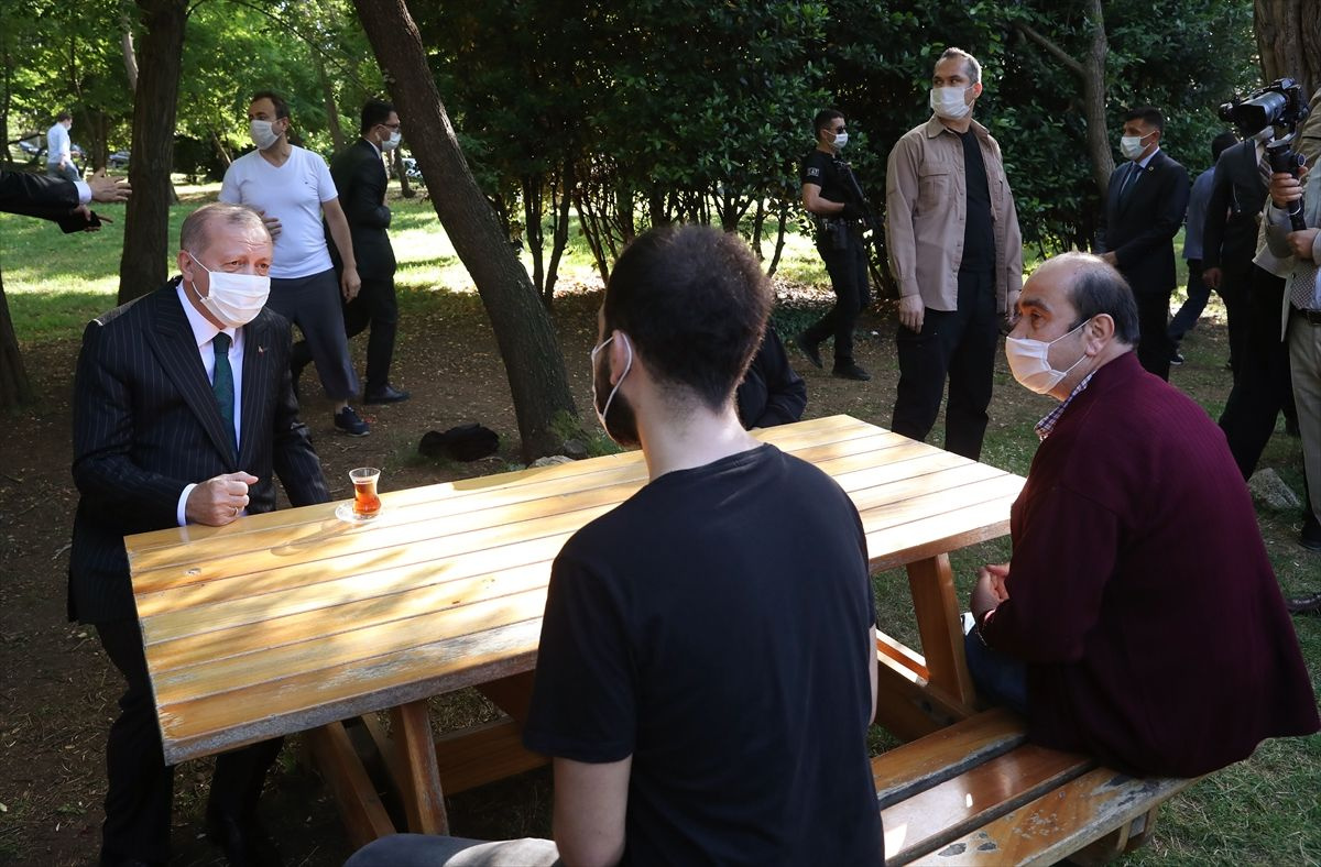 Cumhurbaşkanı Erdoğan parkta vatandaşla buluştu - Sayfa 5