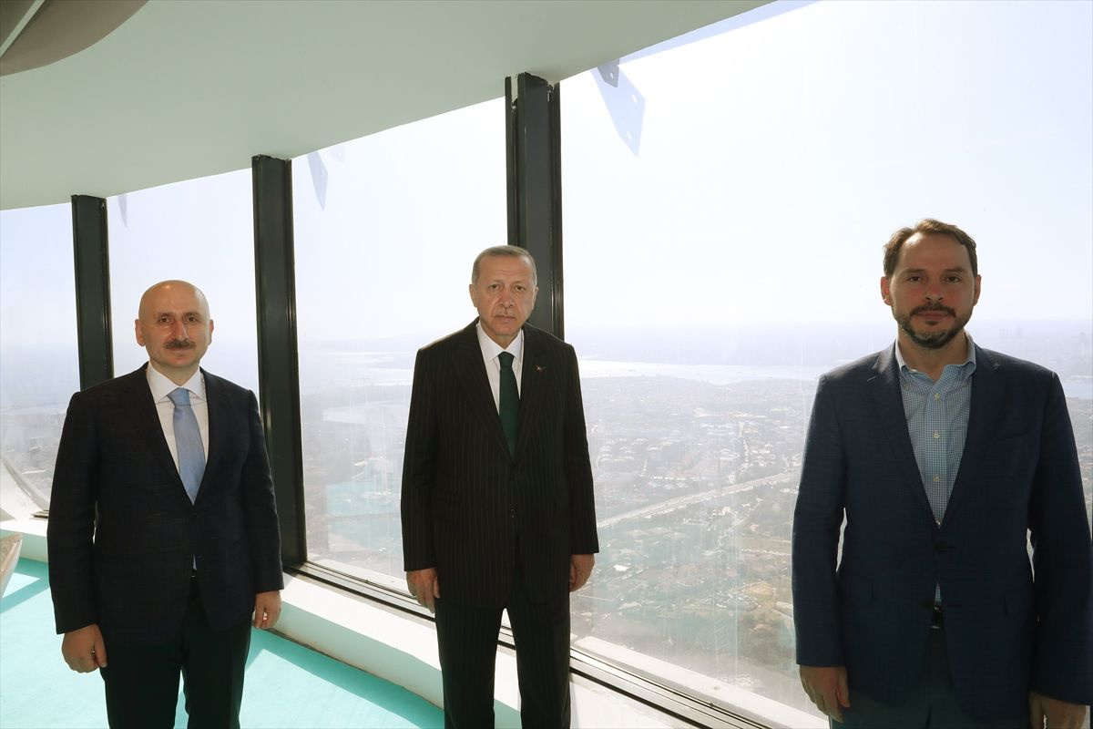Cumhurbaşkanı Erdoğan parkta vatandaşla buluştu - Sayfa 15