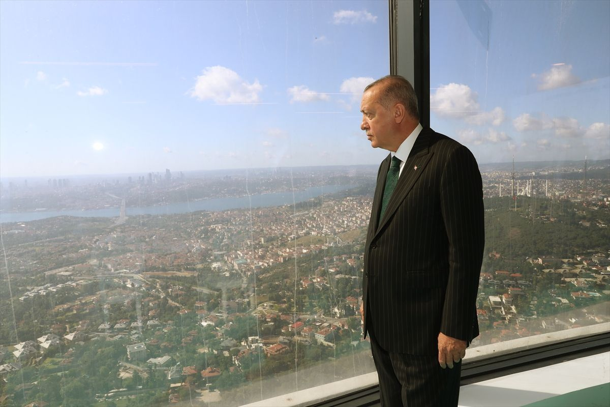 Cumhurbaşkanı Erdoğan parkta vatandaşla buluştu - Sayfa 16