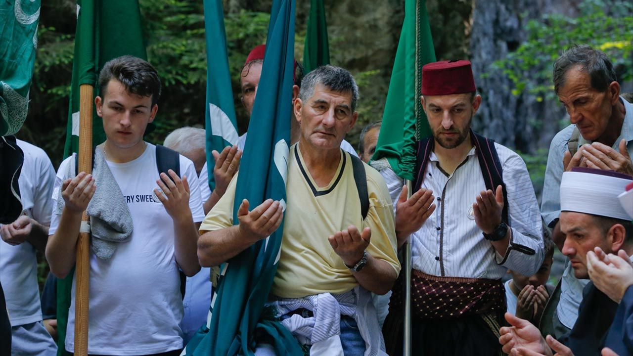 Ayvaz Dede Şenlikleri bu yıl da rengarenkti - Sayfa 8