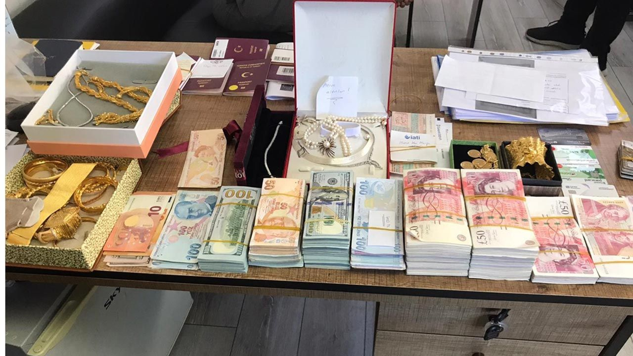Bataklık Operasyonu'ndan çıkanlar: Lüks araçlar, para, altın, kılıçlar, silahlar... - Sayfa 5