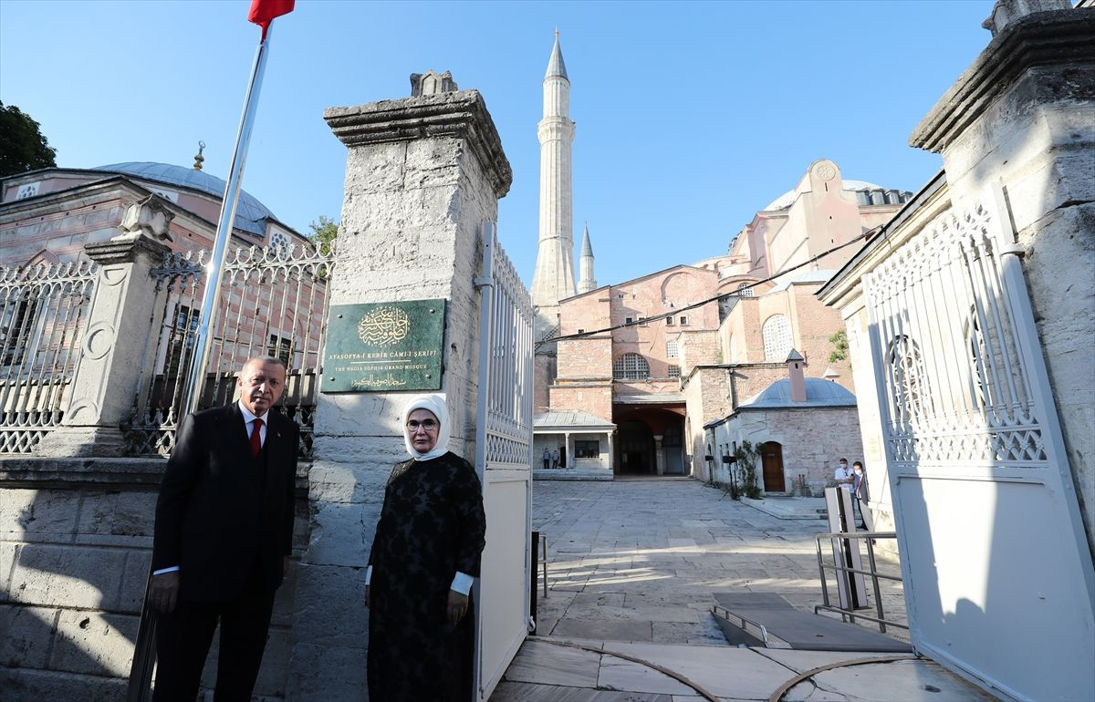 Halı serili Ayasofya Camii'nden ilk kareler - Sayfa 9