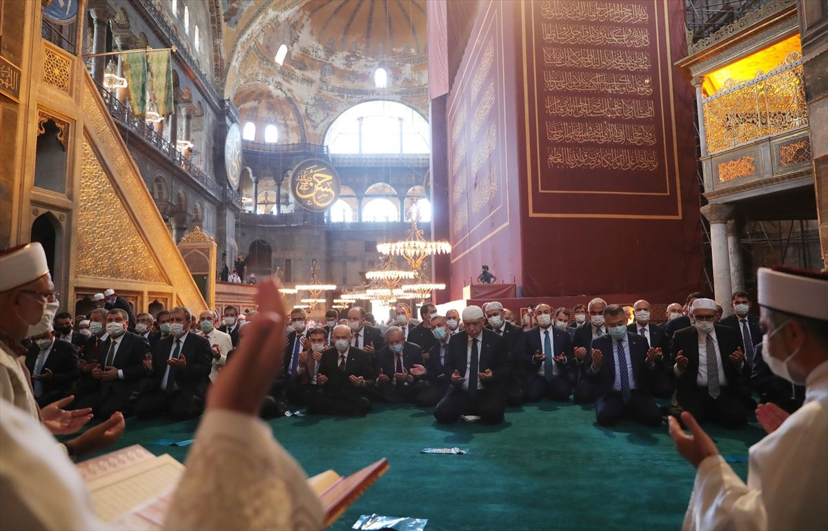 Ayasofya Camii'nde tarihi günden tarihi kareler - Sayfa 33