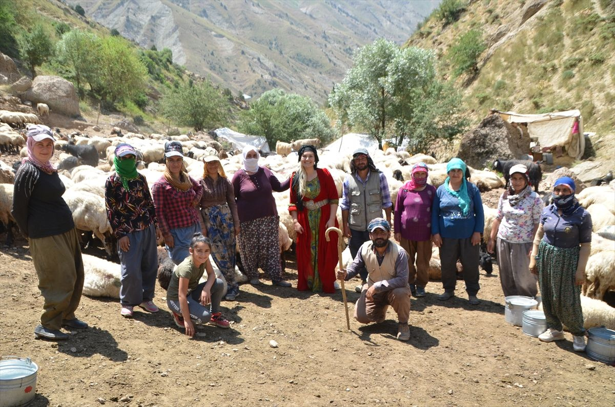 Alime Öğretmen Hakkari'nin dağ köylerinde mutluluğu buldu - Sayfa 6
