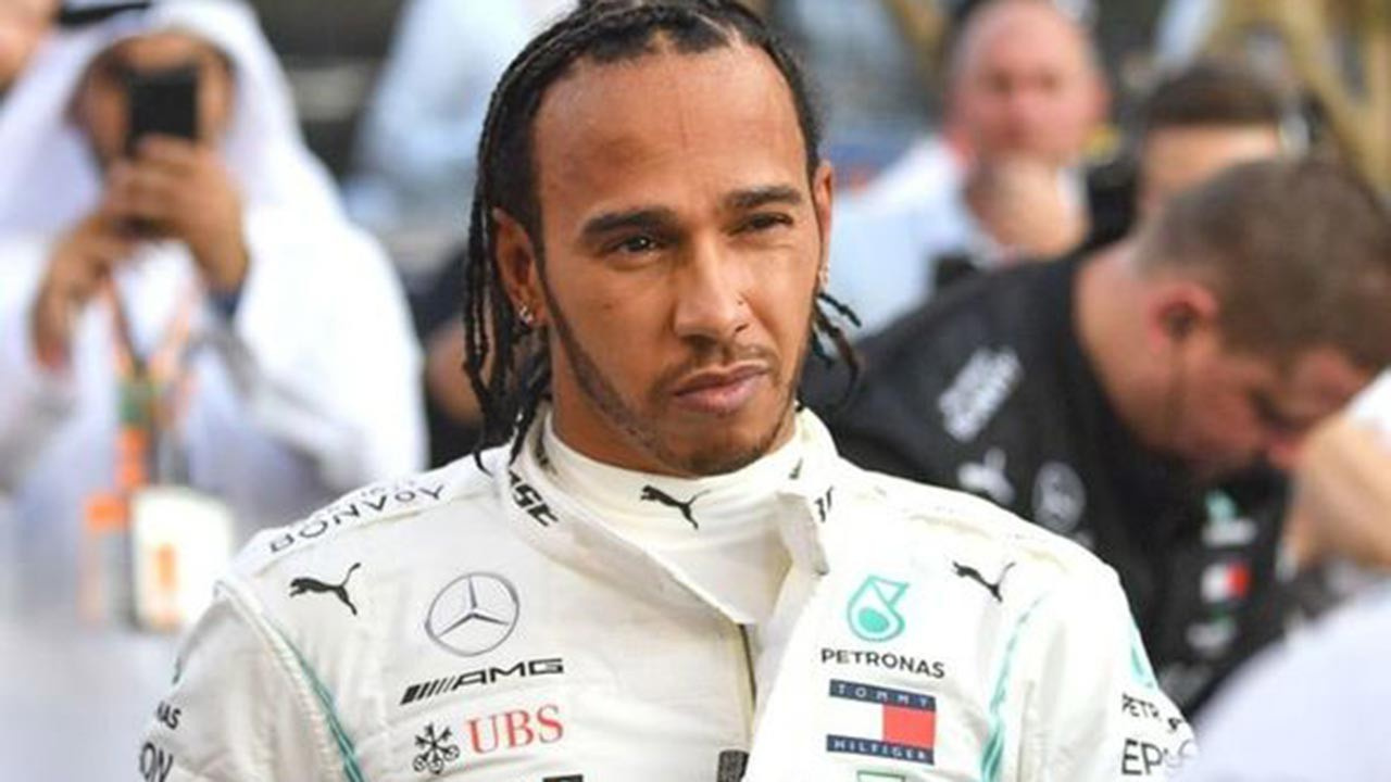 Hamilton patlak lastikle Formula 1'i kazandı