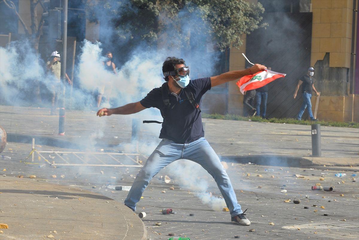 Lübnan'da protesto gösterilerinde kan aktı - Sayfa 2