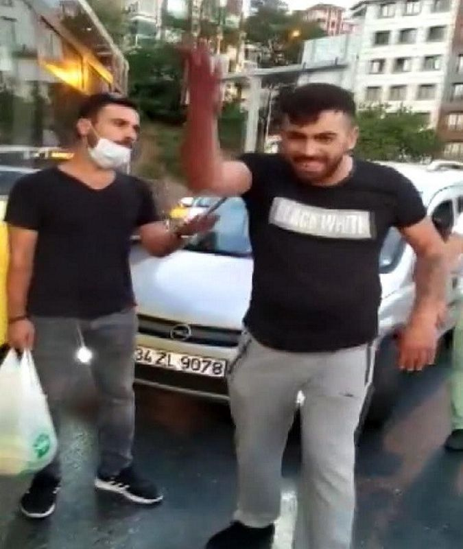 Trafik magandası kadın sürücüye korku dolu anlar yaşattı - Sayfa 4