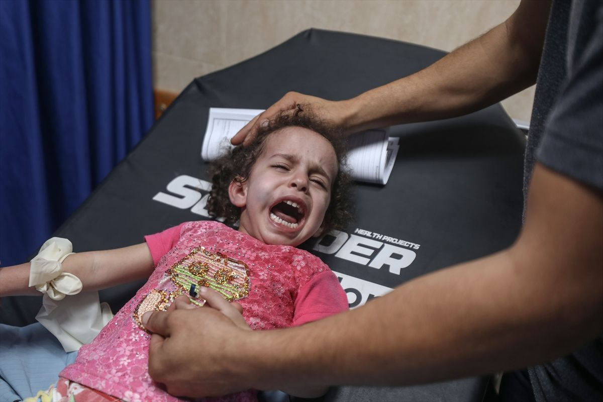İsrail savaş uçakları Gazze'ye saldırdı - Sayfa 10