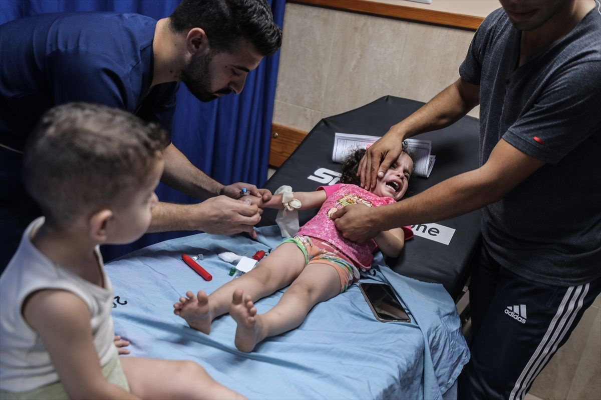 İsrail savaş uçakları Gazze'ye saldırdı - Sayfa 8