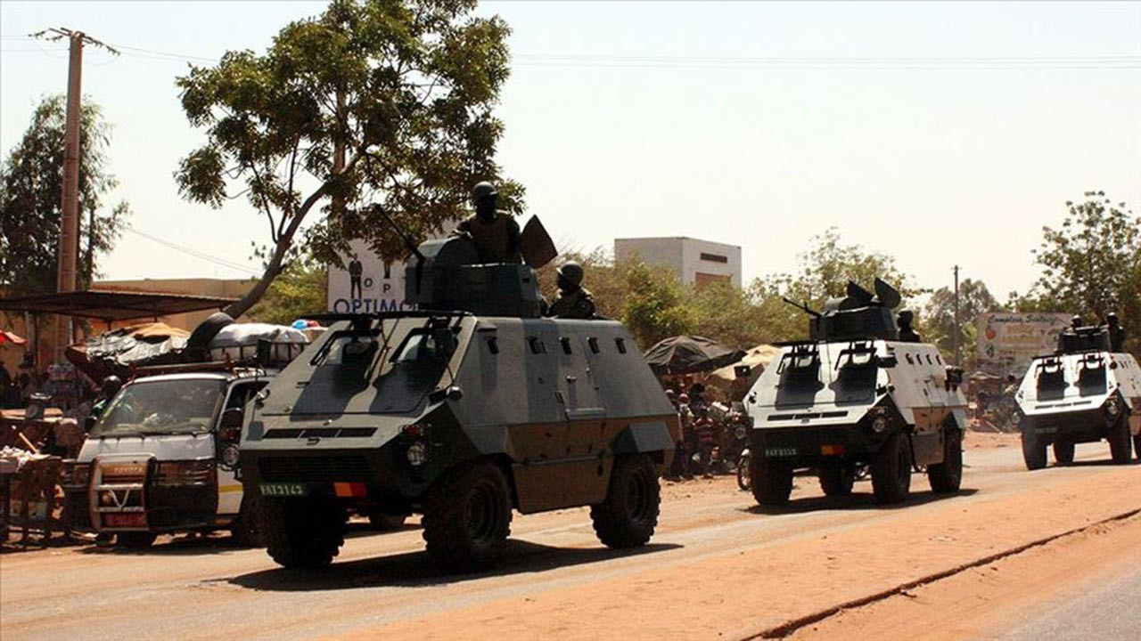 Son Dakika: Mali'de askeri darbe girişimi