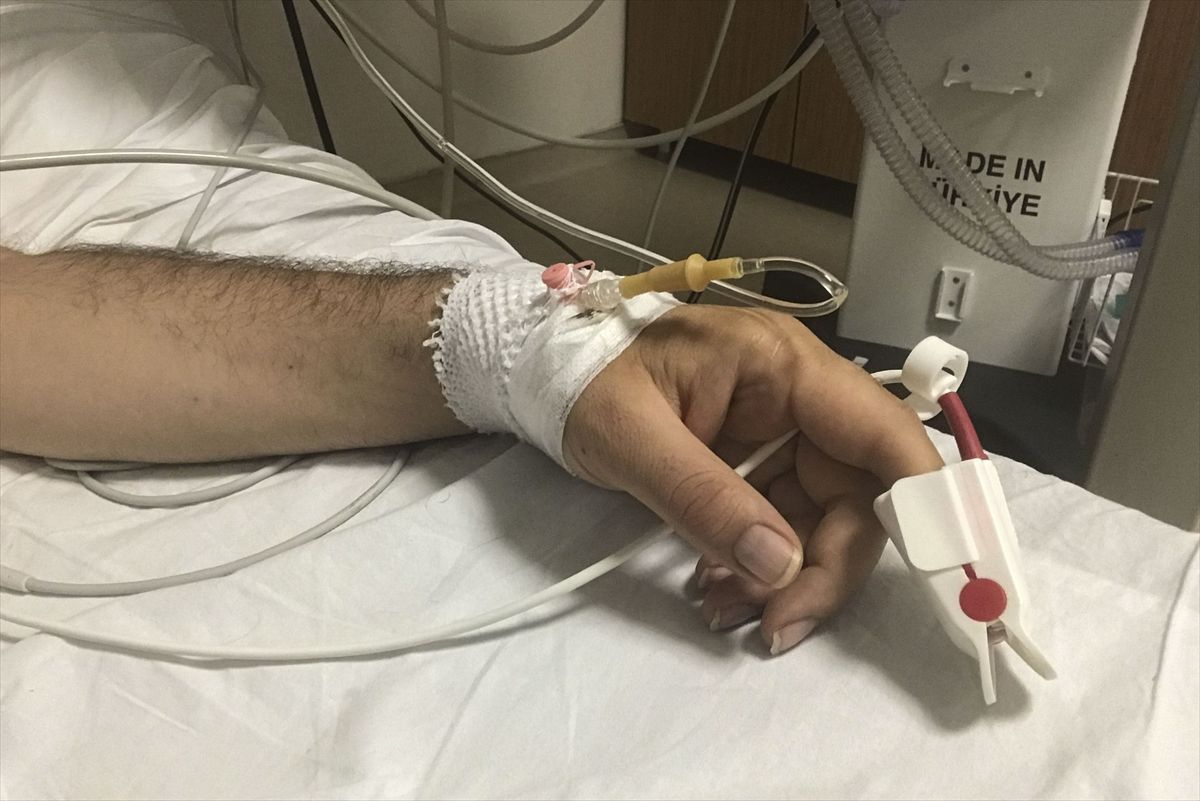 AA muhabiri tedavi günlerinin resmini çekti - Sayfa 16