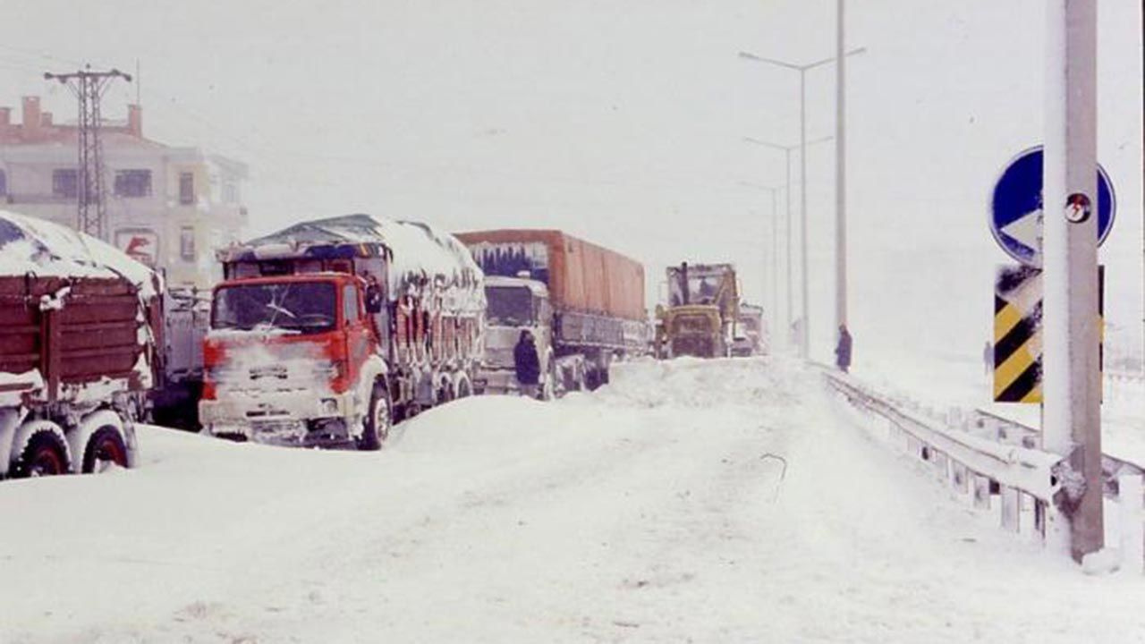 Meşhur 1987 kışında İstanbul'dan kareler - Sayfa 12