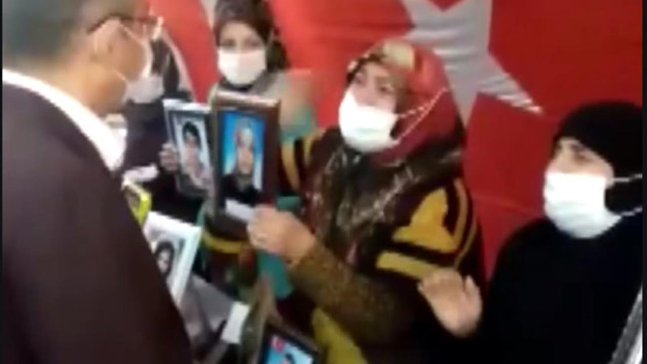 Diyarbakır Anneleri'nden CHP heyetine sert tepki