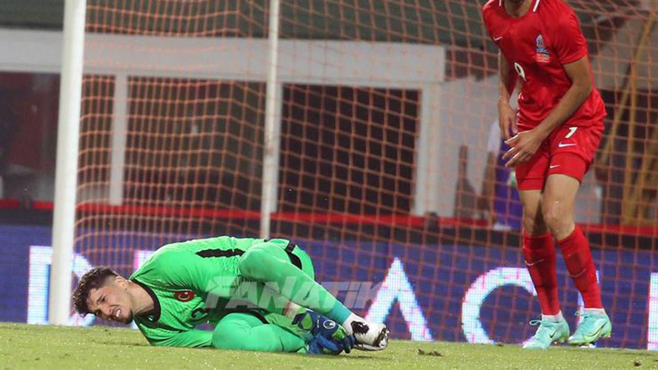 Altay Bayındır sakatlandı mı?