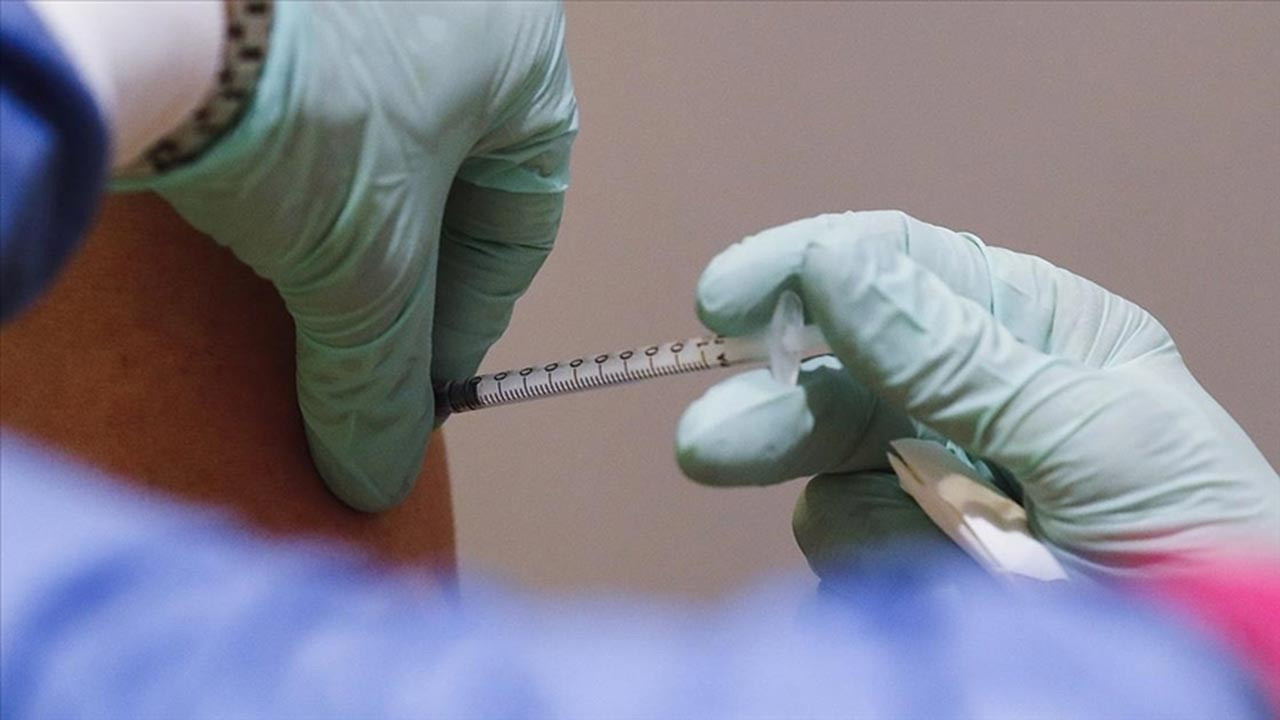 Aşıdan ölen var mı Türkiye'de ya da aşı sonrası koronaya yakalanan