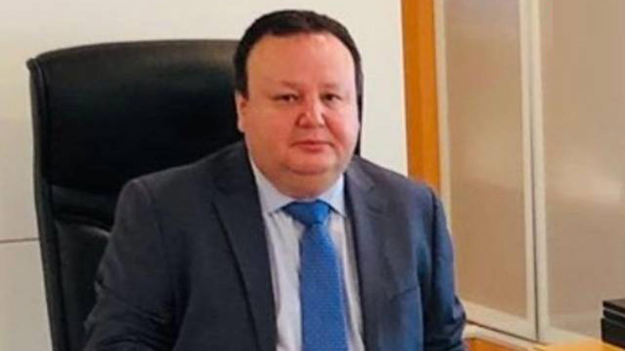 Nevzat Avunç kimdir?