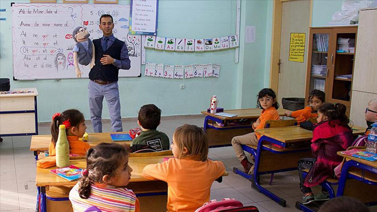 Okullar tam gün mü olacak sabahçı öğlenci mi 5 gün mü olacak?