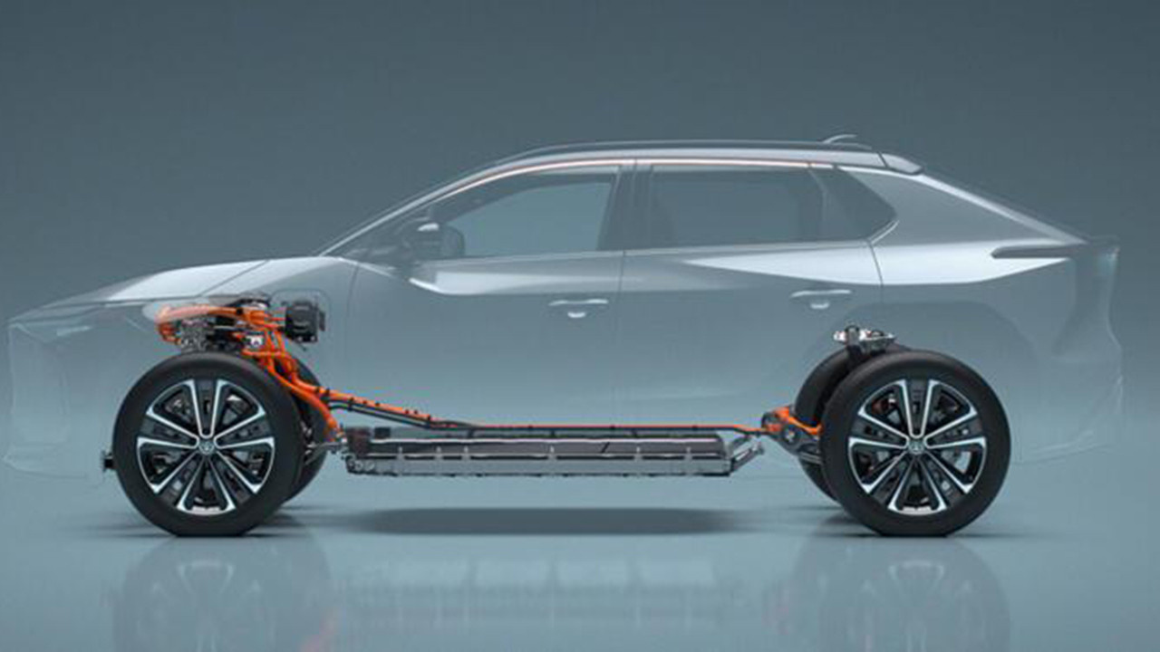 Toyota bZ4X elektrikli araba özellikleri nelerdir, fiyatı ne kadar