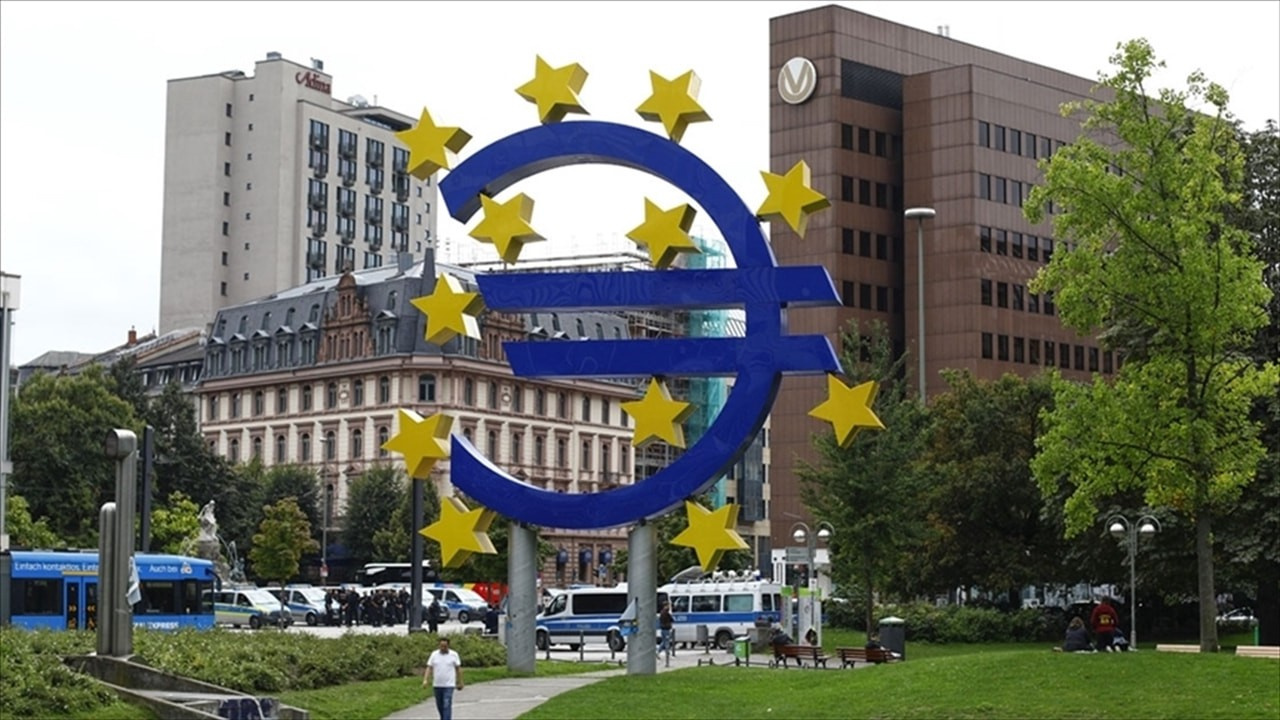 Avrupa Merkez Bankasından "faiz" uyarısı
